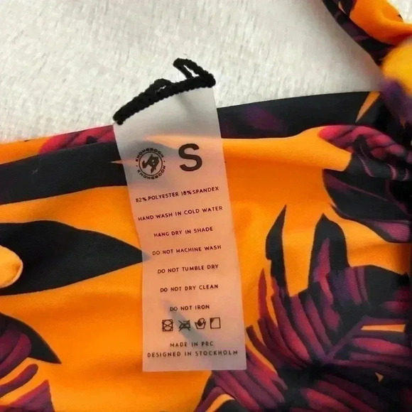 Junior‎ size small bikini. New - Picture 8 of 10